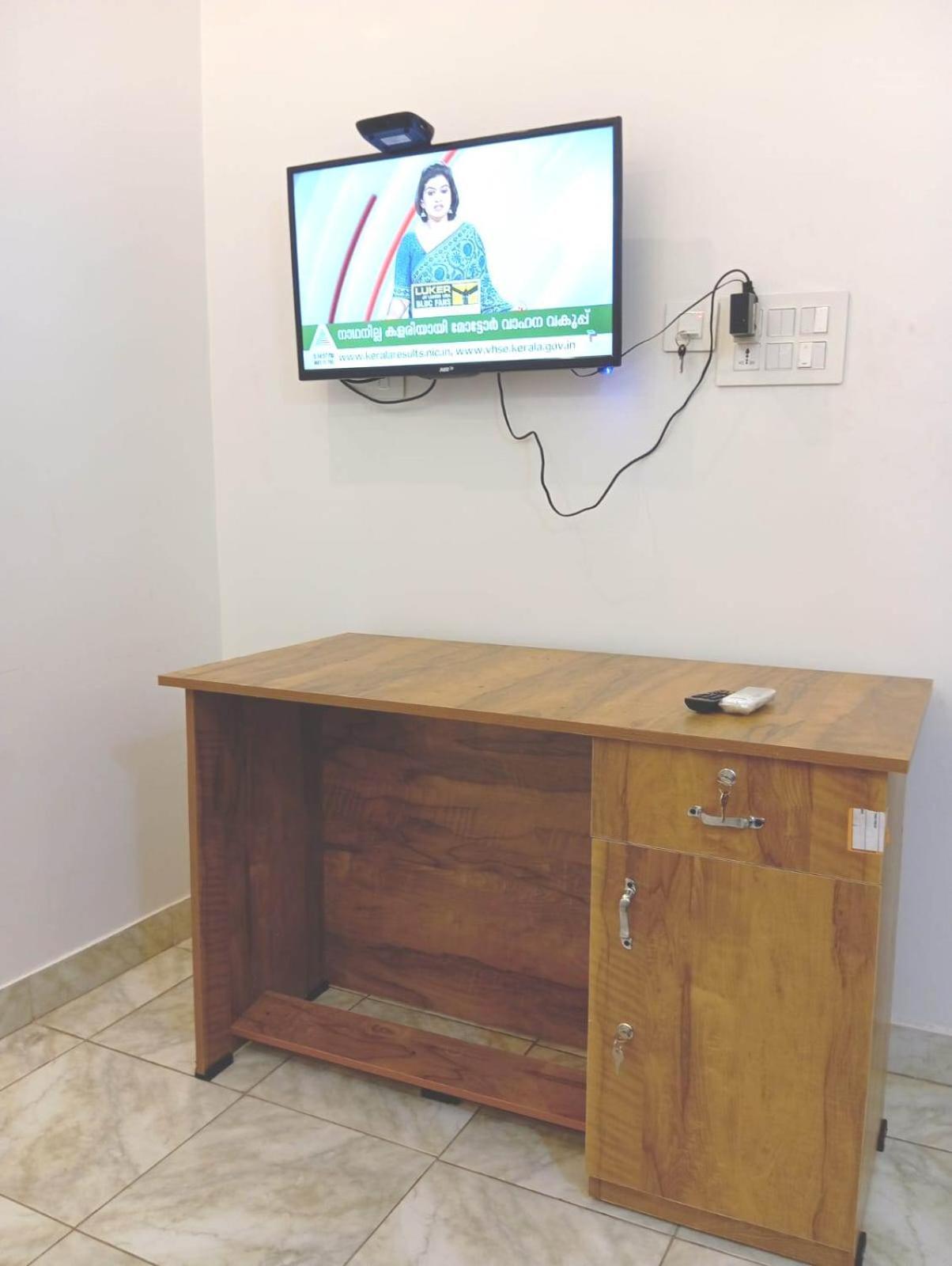 Thekkumpuram Tourist Lodge