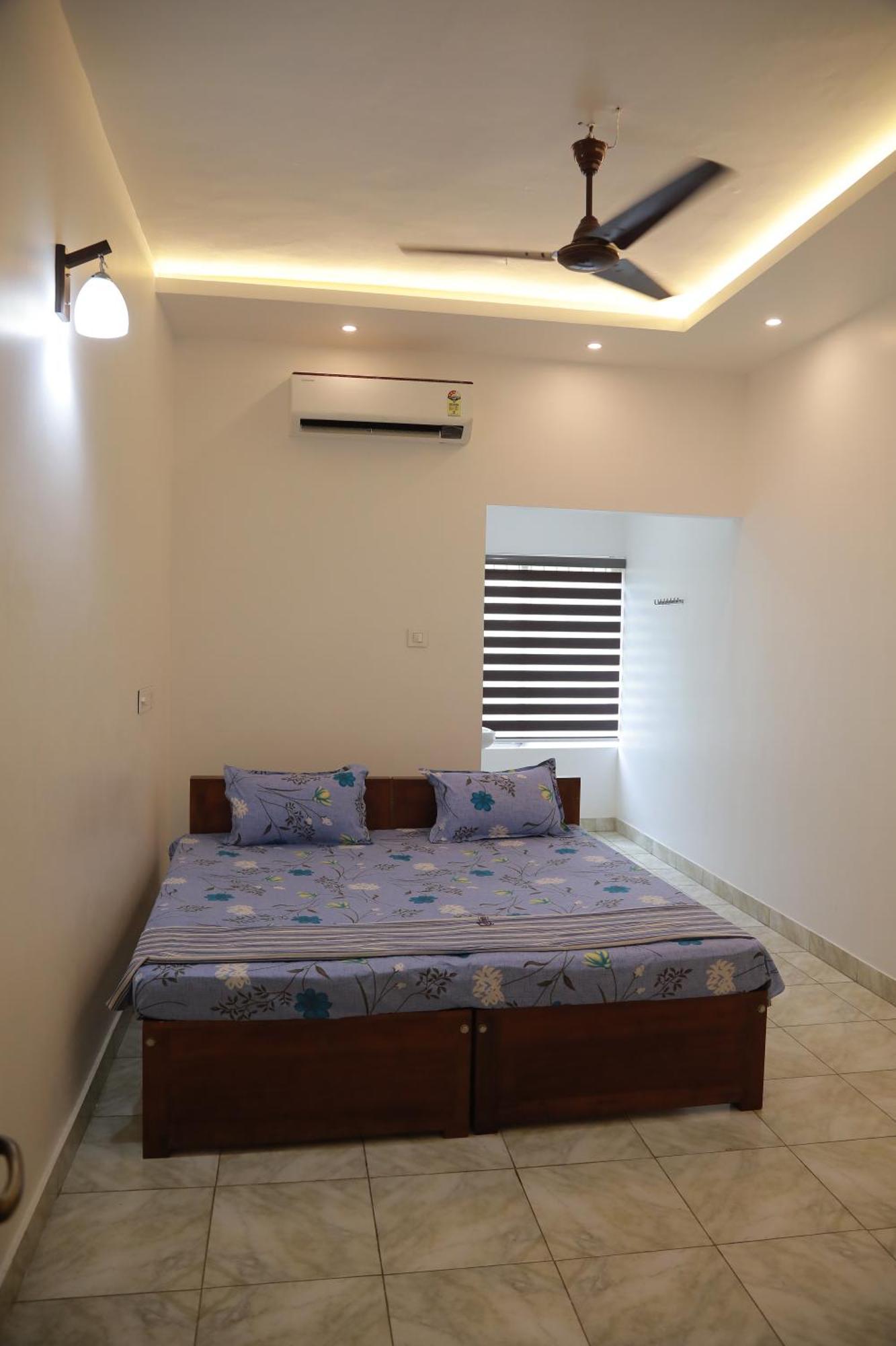 Thekkumpuram Tourist Lodge Malappuram