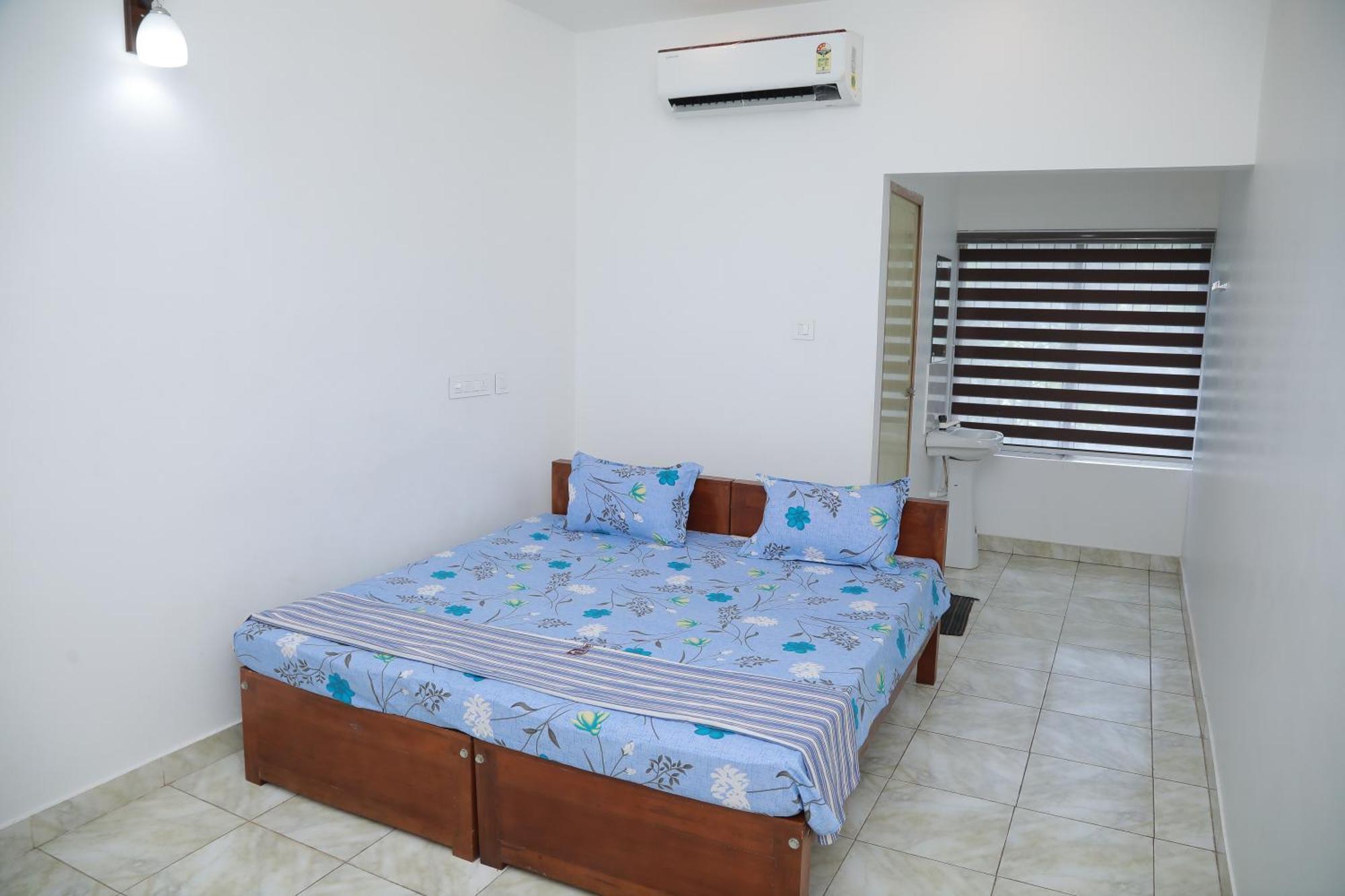 Lodge Thekkumpuram Tourist Malappuram