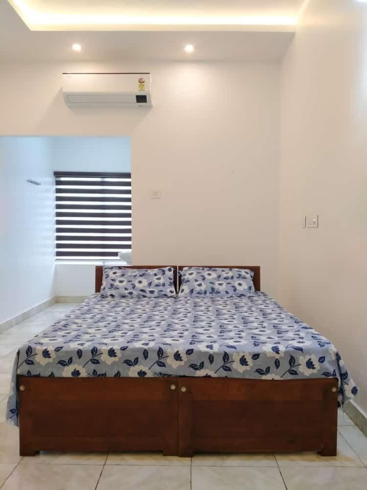 Thekkumpuram Tourist Lodge Malappuram
