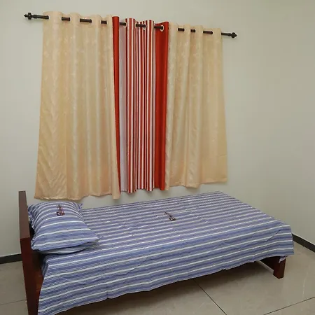 Thekkumpuram Tourist Home Malappuram Exterior photo